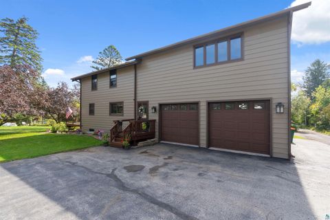Tiny photo for 4 Lakeside Ct, Duluth, MN 55804 (MLS # 6124064)