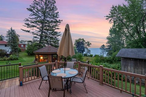 Tiny photo for 4 Lakeside Ct, Duluth, MN 55804 (MLS # 6124064)