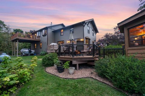 Tiny photo for 4 Lakeside Ct, Duluth, MN 55804 (MLS # 6124064)