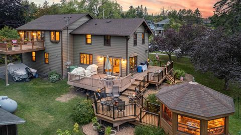 Tiny photo for 4 Lakeside Ct, Duluth, MN 55804 (MLS # 6124064)