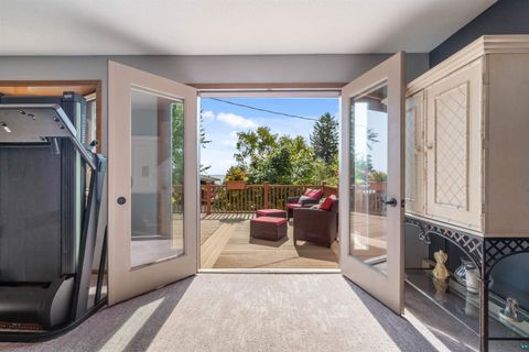 Tiny photo for 4 Lakeside Ct, Duluth, MN 55804 (MLS # 6124064)