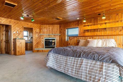 Tiny photo for 231 N Central Ave, Duluth, MN 55807 (MLS # 6123952)