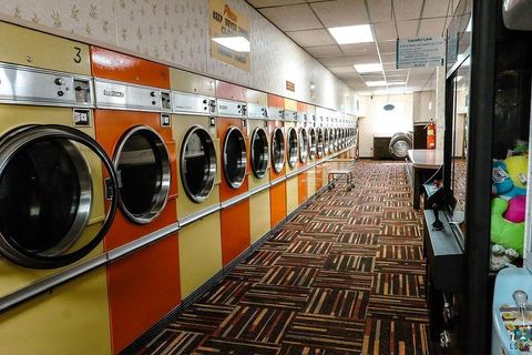 Tiny photo for 231 N Central Ave, Duluth, MN 55807 (MLS # 6123952)