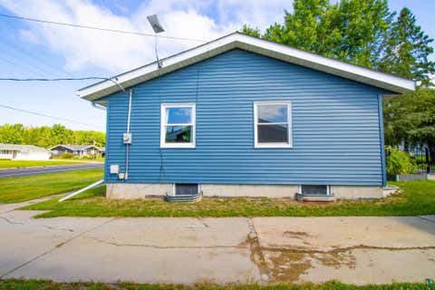 Tiny photo for 5432 Mineral Ave, Mountain Iron, MN 55768 (MLS # 6127555)