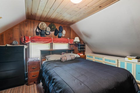 Tiny photo for 1015 W 4th Street, Duluth, MN 55806 (MLS # 6128219)