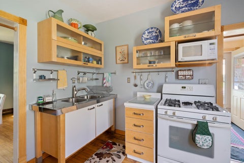 Tiny photo for 1015 W 4th Street, Duluth, MN 55806 (MLS # 6128219)