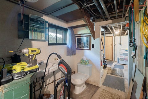 Tiny photo for 1015 W 4th Street, Duluth, MN 55806 (MLS # 6128219)
