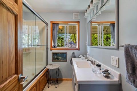 Tiny photo for 1015 W 4th Street, Duluth, MN 55806 (MLS # 6128219)