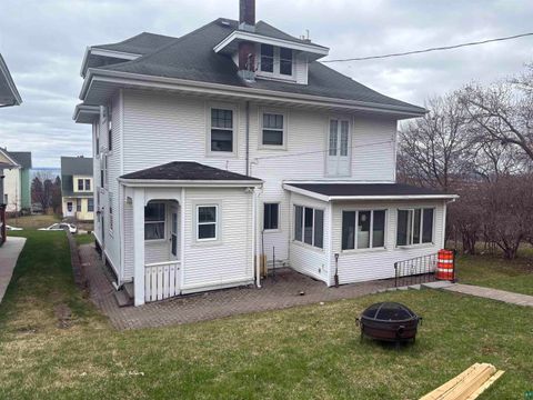 Tiny photo for 1411 E 4th St, Duluth, MN 55805 (MLS # 6125039)