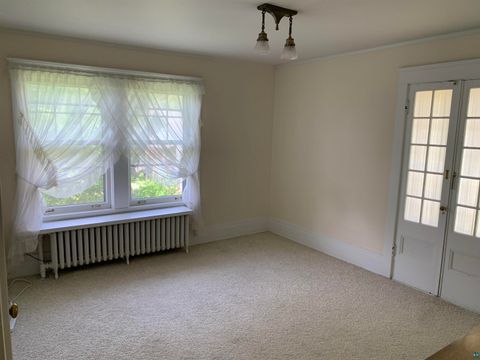 Tiny photo for 1411 E 4th St, Duluth, MN 55805 (MLS # 6125039)