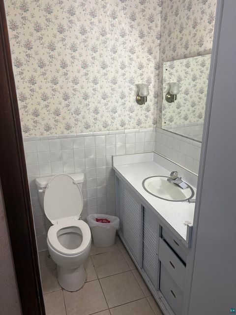 Tiny photo for 1411 E 4th St, Duluth, MN 55805 (MLS # 6125039)
