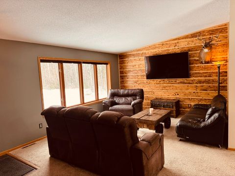 Tiny photo for 684 Stanley Rd, Two Harbors, MN 55616 (MLS # 6123251)