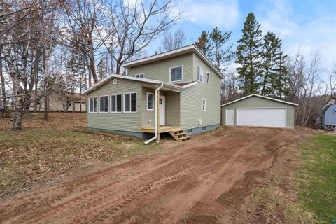 Photo of 2645 Hagberg St, Duluth, MN 55811 (MLS # 6125037)