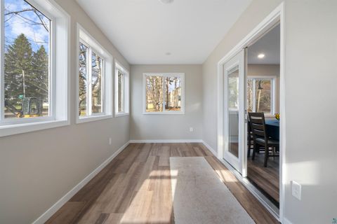 Tiny photo for 2645 Hagberg St, Duluth, MN 55811 (MLS # 6125037)