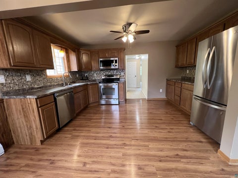 Tiny photo for 719 Garfield St, Eveleth, MN 55734 (MLS # 6127697)