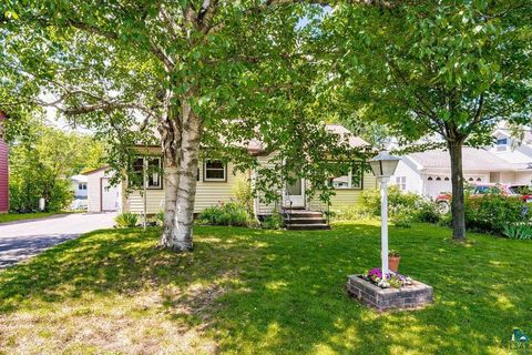 Photo of 711 28th St, Cloquet, MN 55720 (MLS # 6126403)
