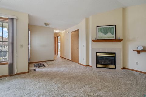 Tiny photo for 2150 Miller Creek Dr #8, Duluth, MN 55811 (MLS # 6125413)