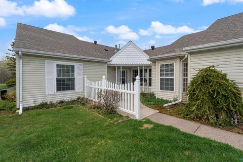 Photo of 2150 Miller Creek Dr #8, Duluth, MN 55811 (MLS # 6125413)