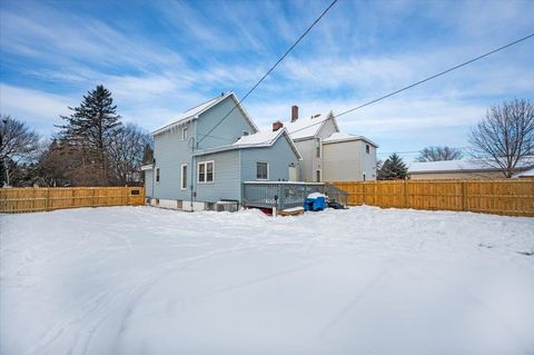Tiny photo for 310 S 58th Ave W Ave, Duluth, MN 55807 (MLS # 6123066)
