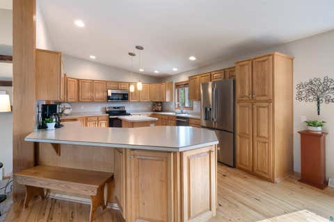 Tiny photo for 509 16th Ave W AVE, Eveleth, MN 55734 (MLS # 6127412)