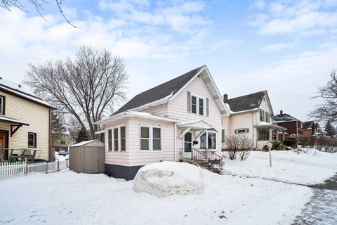 Tiny photo for 811 N 56th Ave W Ave, Duluth, MN 55807 (MLS # 6123311)