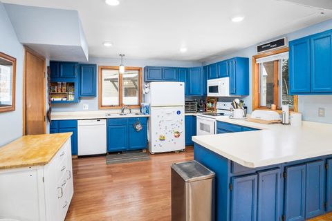 Tiny photo for 811 N 56th Ave W Ave, Duluth, MN 55807 (MLS # 6123311)