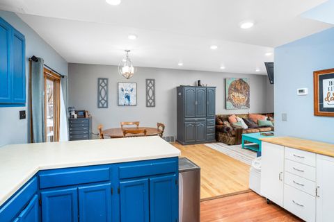 Tiny photo for 811 N 56th Ave W Ave, Duluth, MN 55807 (MLS # 6123311)