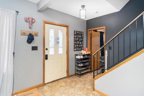 Tiny photo for 811 N 56th Ave W Ave, Duluth, MN 55807 (MLS # 6123311)