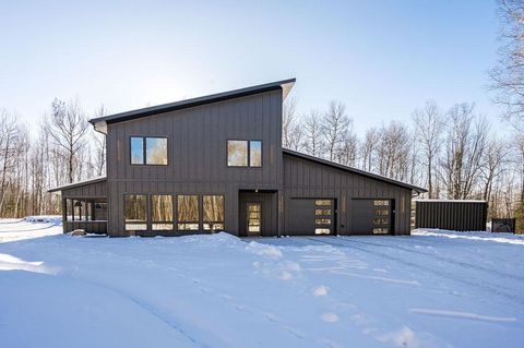 Photo of 5290 Lavaque Rd, Duluth, MN 55803 (MLS # 6123493)