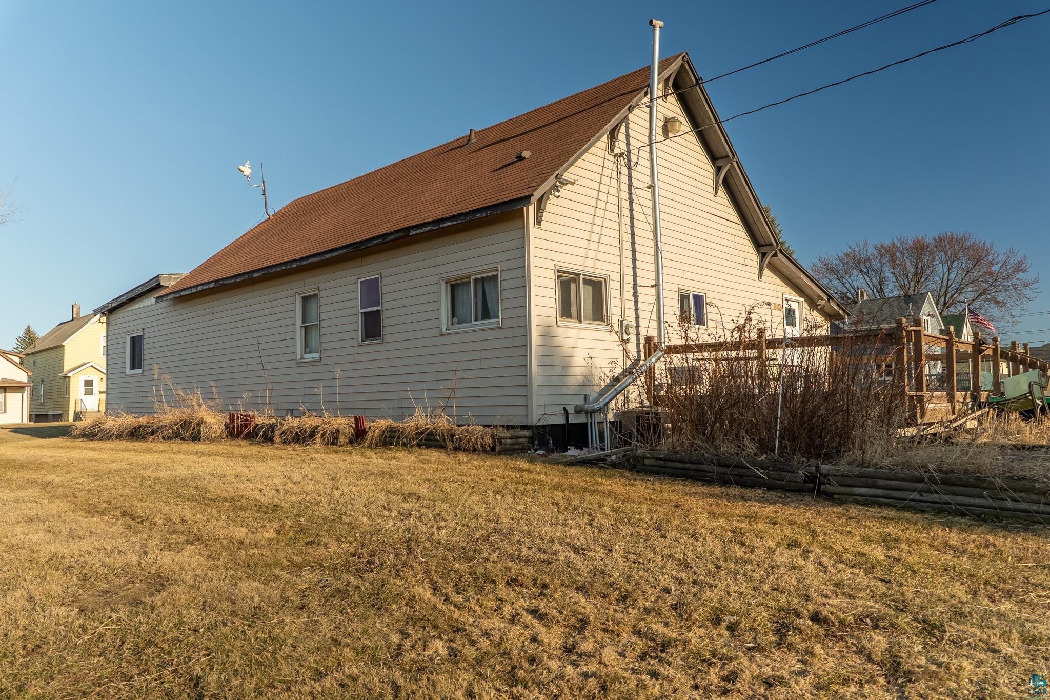 409 Clough Ave