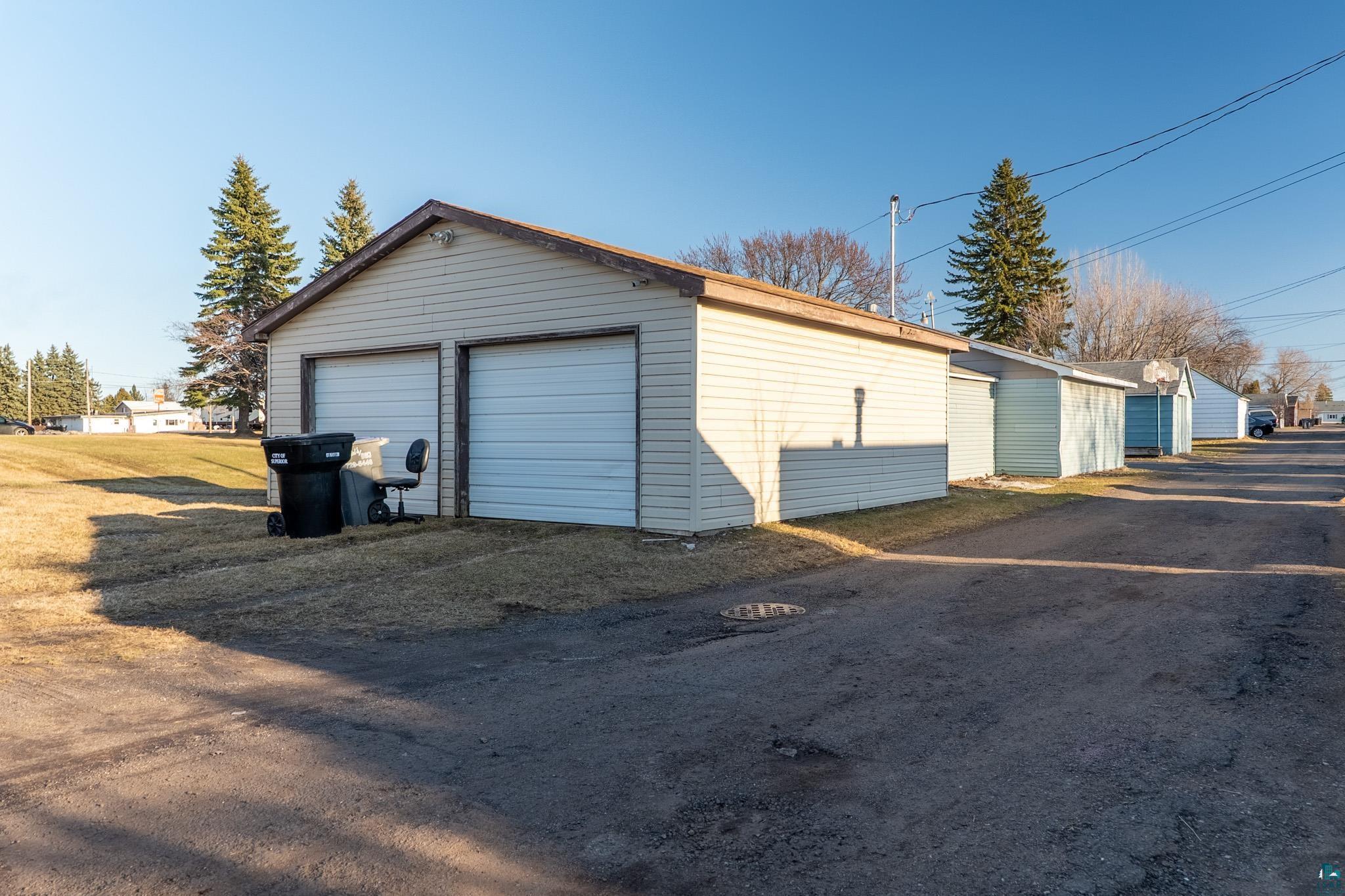 409 Clough Ave