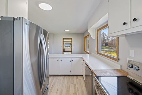 Tiny photo for 121 Oak St, Proctor, MN 55810 (MLS # 6122920)