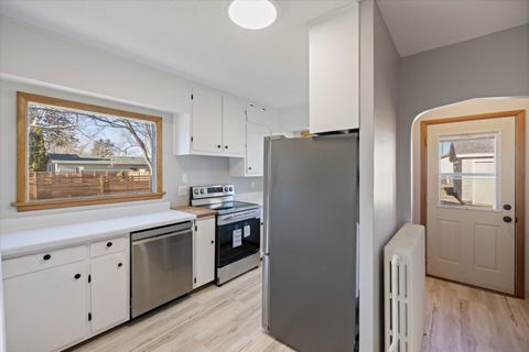 Tiny photo for 121 Oak St, Proctor, MN 55810 (MLS # 6122920)