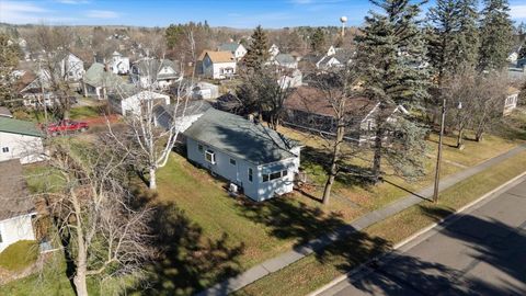 Tiny photo for 121 Oak St, Proctor, MN 55810 (MLS # 6122920)