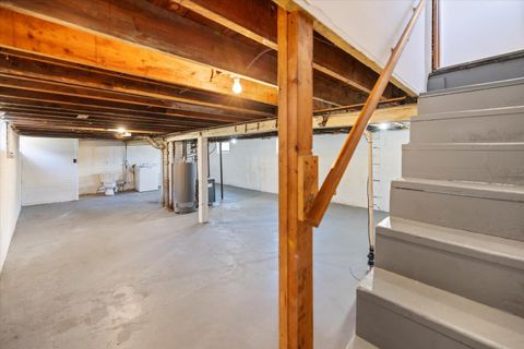 Tiny photo for 121 Oak St, Proctor, MN 55810 (MLS # 6122920)