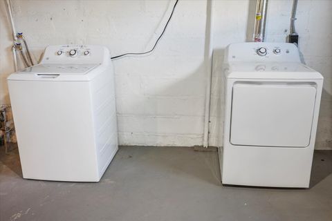 Tiny photo for 121 Oak St, Proctor, MN 55810 (MLS # 6122920)