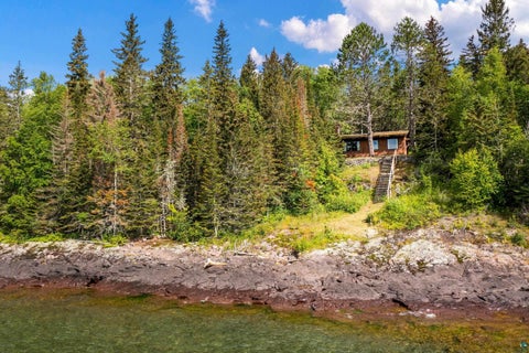 Photo of 1534 Hwy 61 E, Grand Marais, MN 55604 (MLS # 6126143)