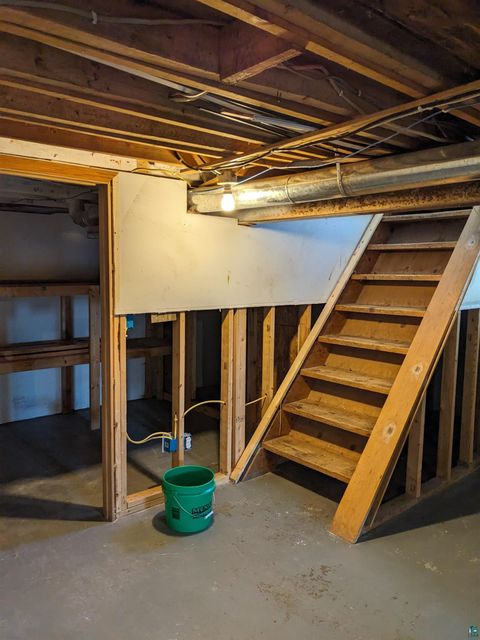 Tiny photo for 3337 Vernon St, Duluth, MN 55807 (MLS # 6124299)