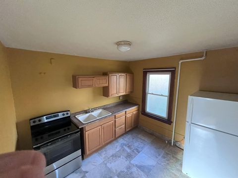 Tiny photo for 1812 W 2nd St, Duluth, MN 55806 (MLS # 6122266)