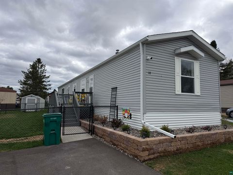 Photo of 18 Kalmia Dr, Duluth, MN 55810 (MLS # 6125421)