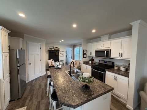 Tiny photo for 18 Kalmia Dr, Duluth, MN 55810 (MLS # 6125421)