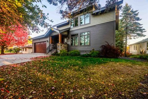 Tiny photo for 5220 London Rd, Duluth, MN 55804 (MLS # 6123081)