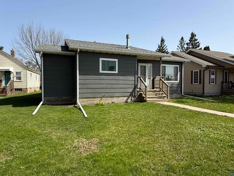 Tiny photo for 1321 S 13th St, Virginia, MN 55792 (MLS # 6124085)