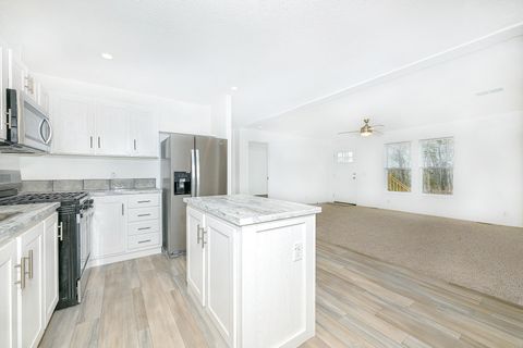 Tiny photo for 111 S Teak Ave, Duluth, MN 55811 (MLS # 6122908)
