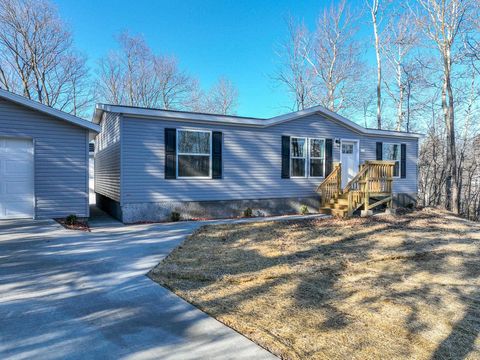 Tiny photo for 111 S Teak Ave, Duluth, MN 55811 (MLS # 6122908)