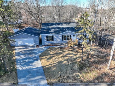 Tiny photo for 111 S Teak Ave, Duluth, MN 55811 (MLS # 6122908)