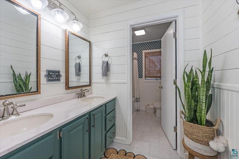 Tiny photo for 154 E Buffalo St, Duluth, MN 55811 (MLS # 6124435)