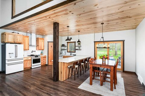 Tiny photo for 3951 Fairview Rd, Duluth, MN 55803 (MLS # 6125617)