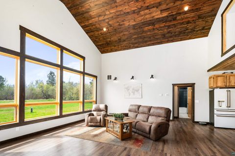 Tiny photo for 3951 Fairview Rd, Duluth, MN 55803 (MLS # 6125617)