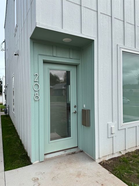 Tiny photo for 208 S 71st Ave W Ave, Duluth, MN 55807 (MLS # 6122213)